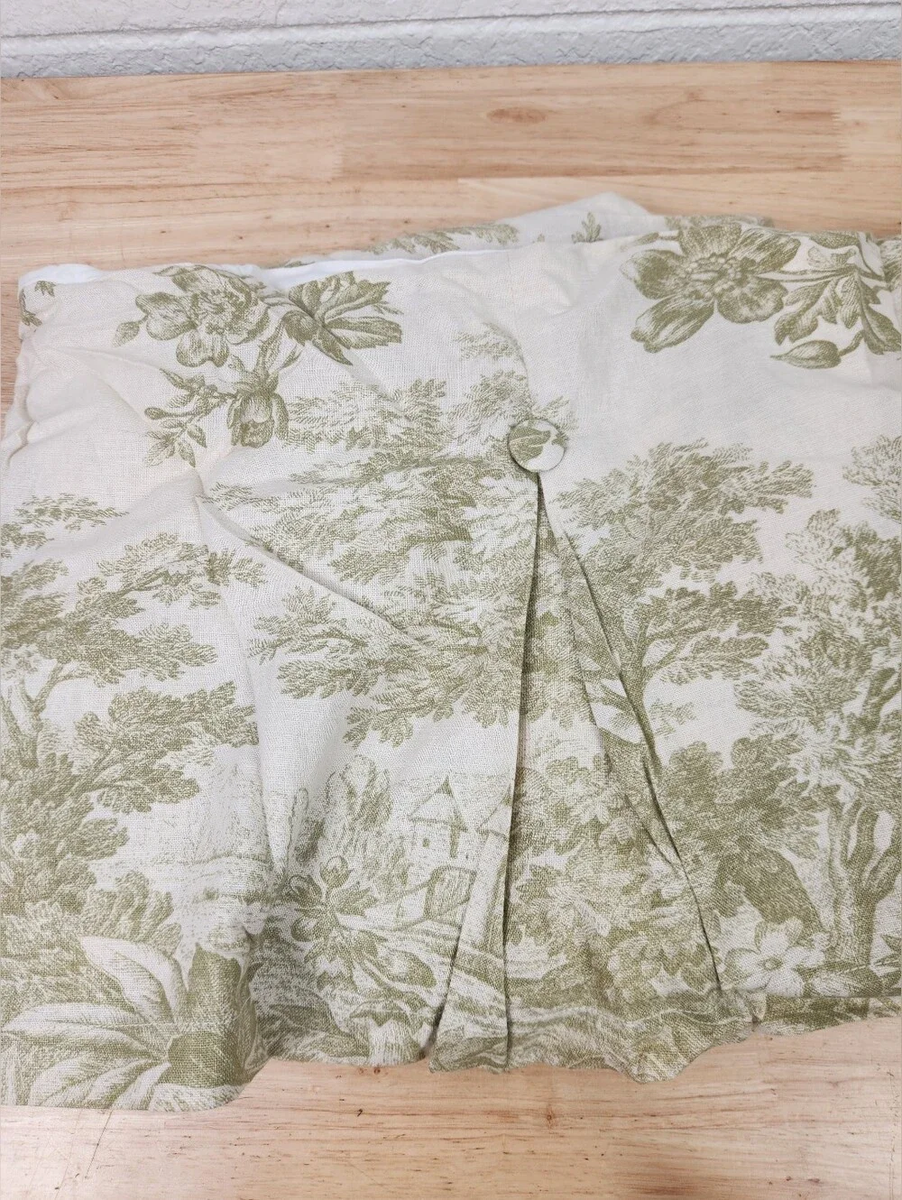 Pottery Barn Toile Queen Bed Skirt Linen Blend Farmhouse French Country Cottage